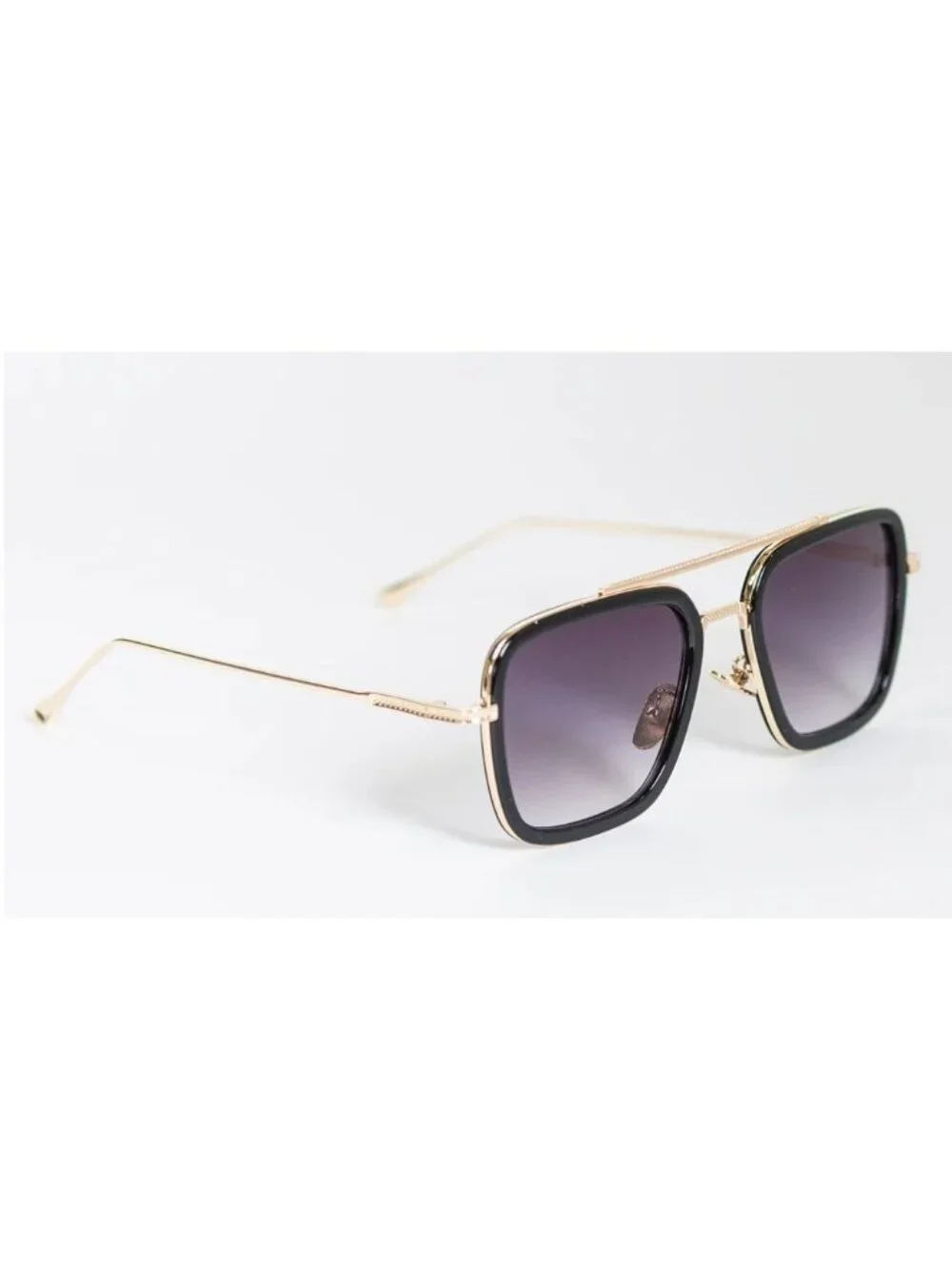 Oversized Square Gradient Black Sunglasses With Gold Metal Frame Retro Vintage D